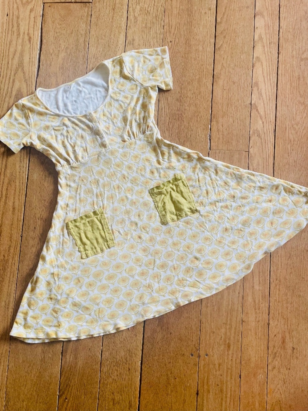 Kate Quinn 100% cotton sunflower motif dress with hand-sewn pockets